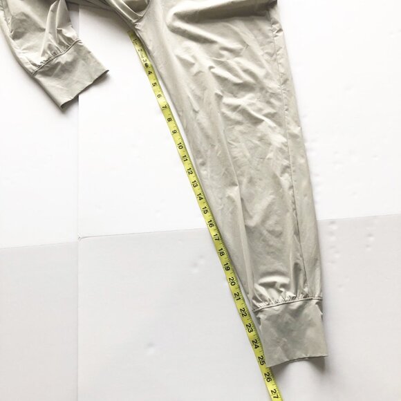 NIKE Bliss Lux Training Pants Beige Joggers Womens Small - Picture 9 of 10